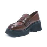 Коричневый