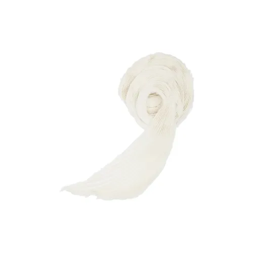 ISSEY MIYAKE Вязаные шарфы Женские
