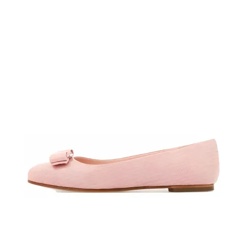 Ferragamo Vara Женские повседневные туфли Розовый Женские