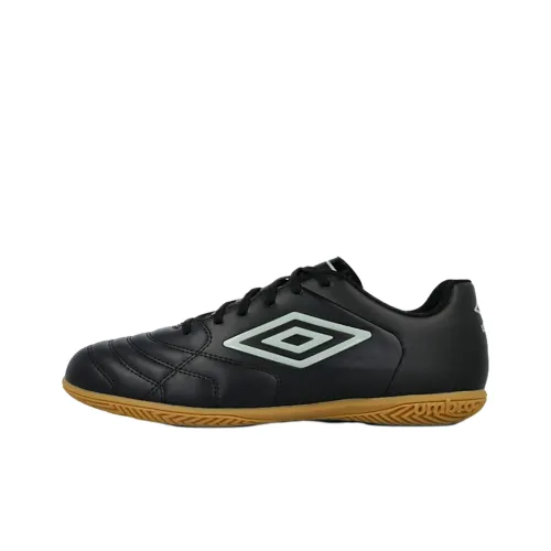 Umbro Уличная обувь Низкий топ Черный Унисекс