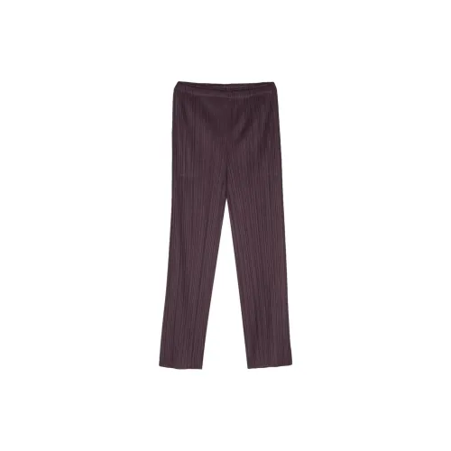 PLEATS PLEASE ISSEY MIYAKE Повседневные брюки Женские Темно-фиолетовые