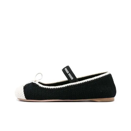 MIU MIU Туфли Мэри Джейн Черные/Белые Женские