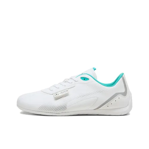 PUMA Mercedes AMG Petronas F1® Устойчивые к истиранию низкие кроссовки для тренировок унисекс белые