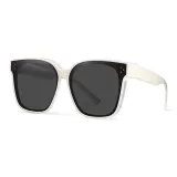 Белая оправа с поляризованными серыми линзами