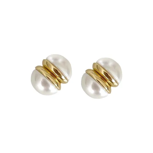 NATURALLYJOJO Shell Pearl Stud Earrings Women's Gold