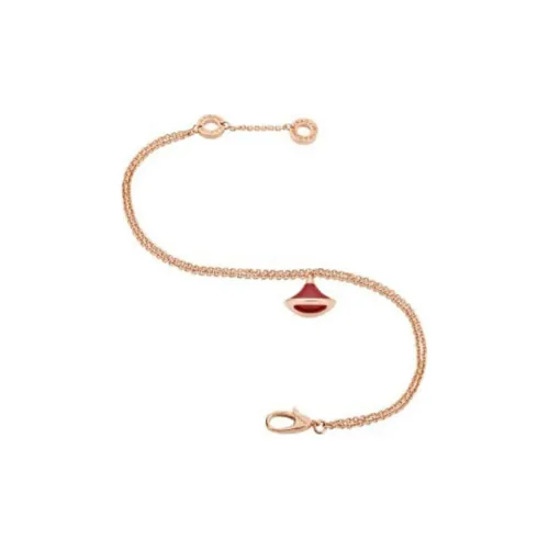 BVLGARI DIVAS’ DREAM Браслет Браслет Divas' Dream, Розовое Золото 18 Карат, Подвеска Из Розового Золота 18 Карат, Сердолик