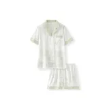 Светло-зеленый