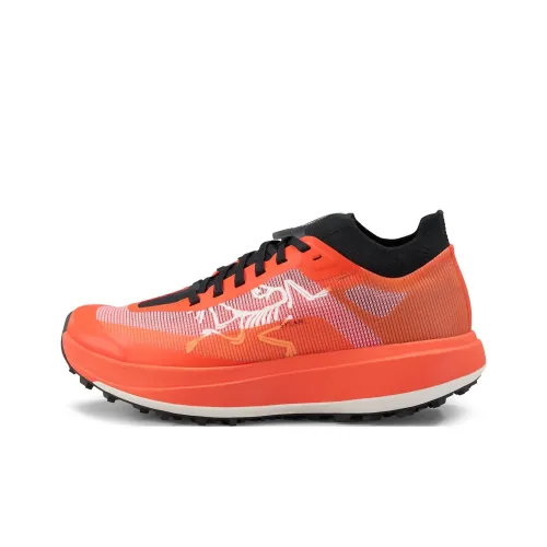 Arcteryx SYLAN Slip-resistant Abrasion-resistant Low-top Беговые кроссовки Женские Orange