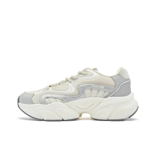 QIAODAN Slip-resistant Abrasion-resistant Low Top Footwear Women's White Silver QIAODAN Противоскользящий Устойчивый к истиранию Низкий Топ Обувь Женская Белый Серебряный