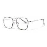 Серо-серебристый