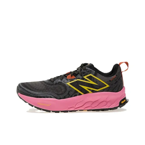 New Balance Fresh Foam X Hierro v8 Low Top Trail Беговые кроссовки Женские Черный Розовый