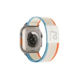 Молочно-белый