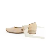 Абрикосовый