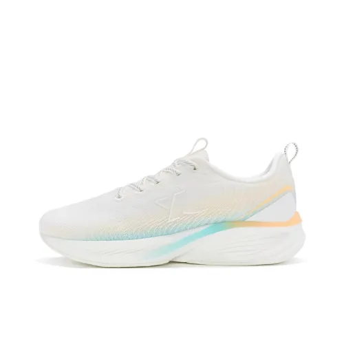 XTEP Беговые кроссовки Low Top Белые Женские
