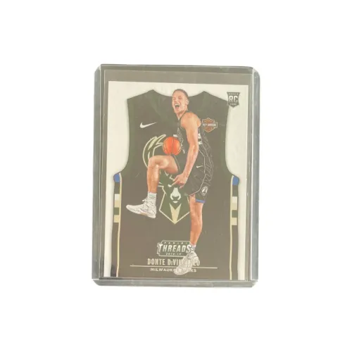 Панини 2018-19 Панини RC Бакс Rookie ДиВинченцо Жилет Карта Звезды Teka Спортивные карты 1 шт