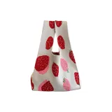 Клубничный булочка