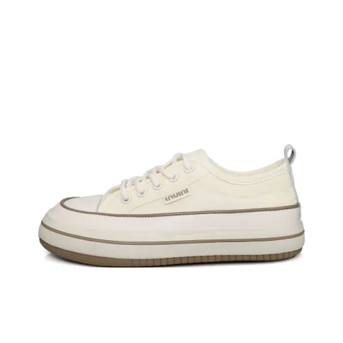 B10CROWN Low-Top Canvas Shoes Beige Women's