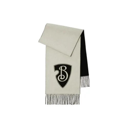 Burberry Вязаные шарфы Женские