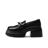 Чёрная коробка Чёрный