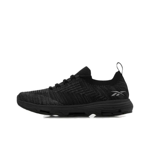 Reebok DailyFit DM Low Беговые кроссовки Женские Черные