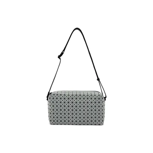 ISSEY MIYAKE Kuro Сумки через плечо Унисекс