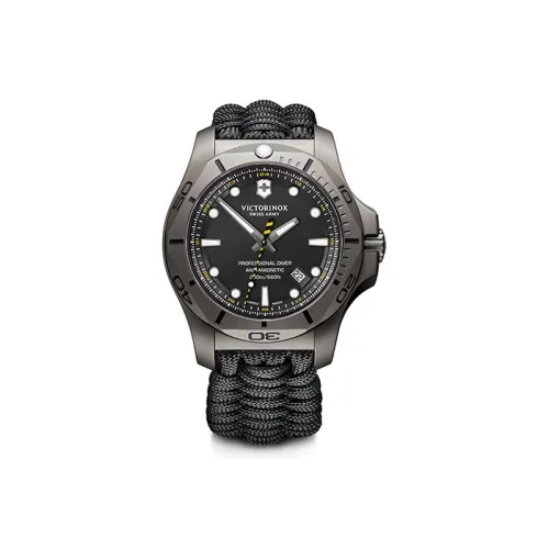 VICTORINOX Кварцевый механизм Мужские часы Часы 45 мм Черный циферблат Титан Корпус Часы Тканевый ремешок