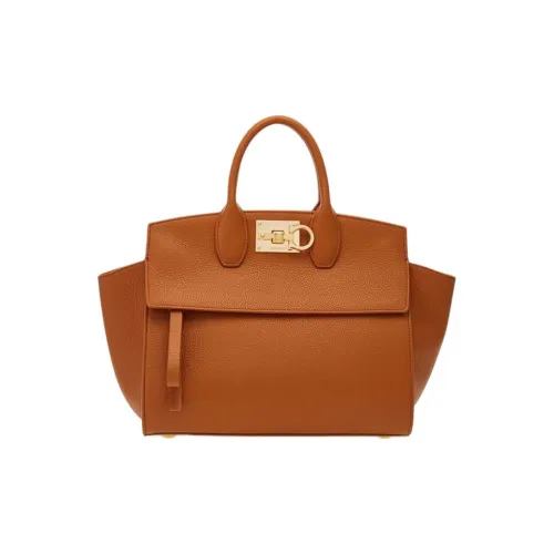 FERRAGAMO Studio Телячья кожа Сумка Женская Коричневая
