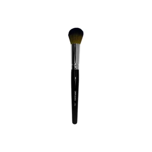 Cinema Secrets FLUFFY Foundation Brush #F96
