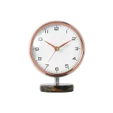 Покрытый розово-золотым