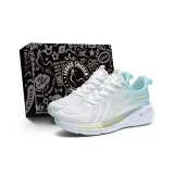 Лунно-белый