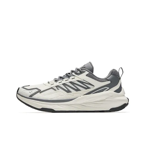 ANTA Running Collection Беговые кроссовки Низкий топ Айвори белый/Холодный серый Мужской