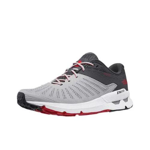 The North Face Амортизирующие низкие беговые кроссовки для мужчин серые