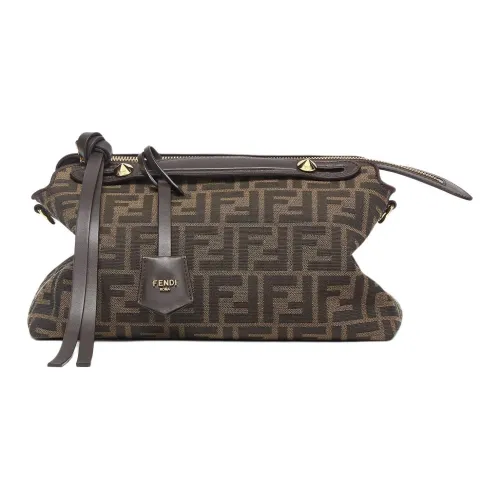 FENDI By The Way Soft MediumСумка Из Жаккардовой Ткани С Узором FF Коричневого Цвета