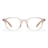 Прозрачно-розовый