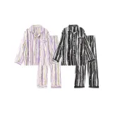 Фиолетово-черный