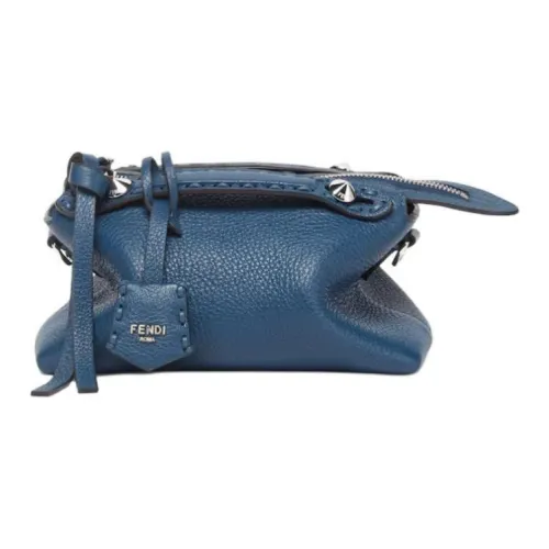 FENDI Сумки Женские