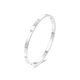 Серебристый