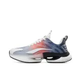 Белый и оранжевый