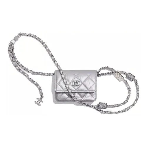 CHANEL Кошелек из коровьей кожи через плечо серебряного цвета для женщин