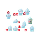 8 штук в одной коробке (без дубликатов) и 1 рюкзак бесплатно