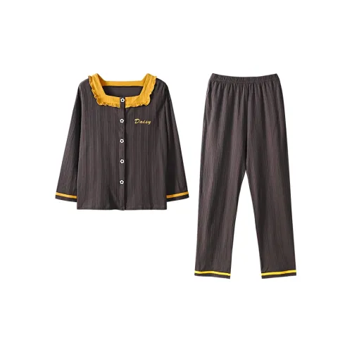 Song Qianya Пижамный комплект женский цвет на изображении