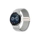 Жемчужно-белый