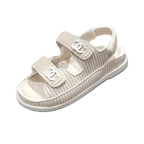 CHANEL Пляжные сандалии экрю женские