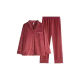 Темно-красный, женский.