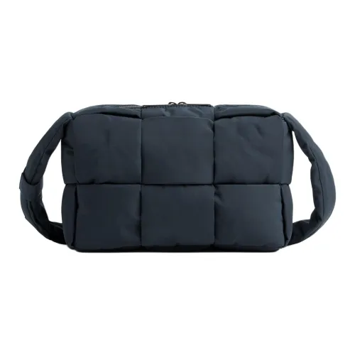 Bottega Veneta Arco Полиэстер Camera Сумка Сумка через плечо Средняя Мужская Темный оттенок Серый