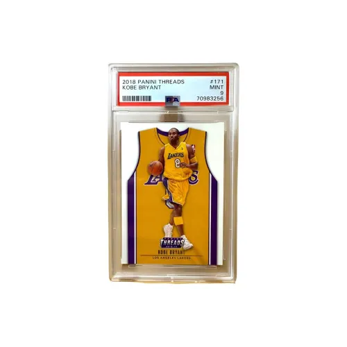 PANINI 2018 Lakers Kobe Threads Yellow Jersey PSA 9 Bryant Player Card Certified Cards 1 Pack PANINI 2018 Лейкерс Коби Threads Желтый Джерси PSA 9 Bryant Игрок Карта Сертифицированные Карты 1 Пачка