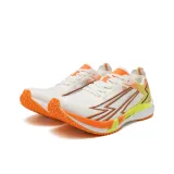 Катание на ветру в апельсине.