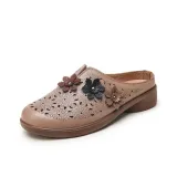 Камея коричневая