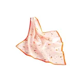 Маленький белый кролик светло-розовый