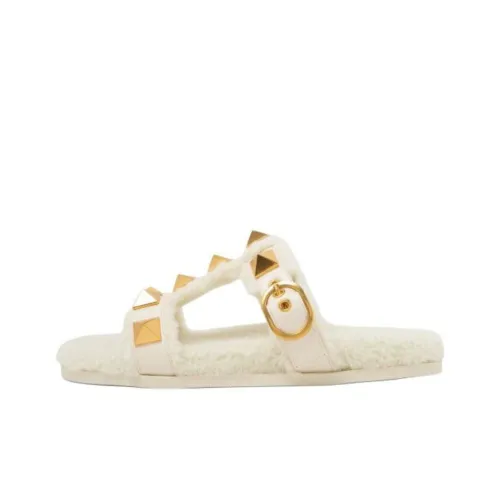 Valentino Roman Stud Слипоны Женские Бежевые